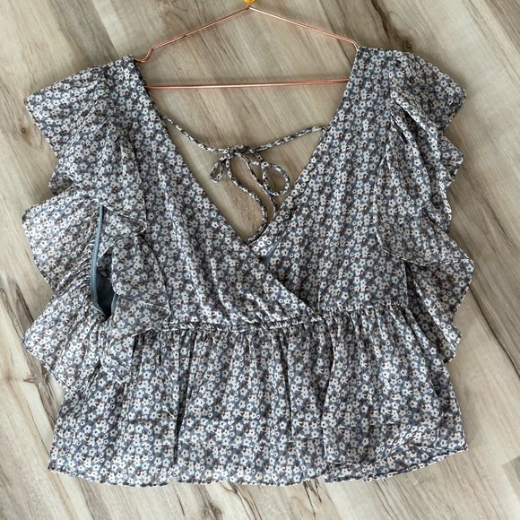 Floral Blouse Top - Picture 1 of 3